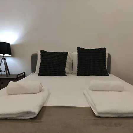 Elegant 3br Retreat In Historic Center 公寓 *